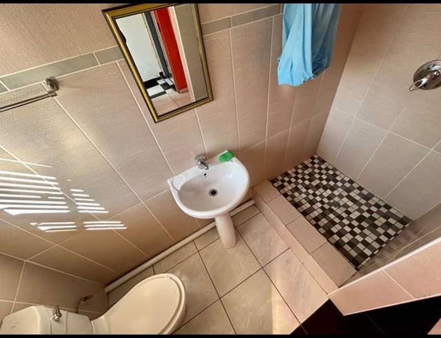11 BEDROOM HOUSE FOR SALE IN VANDERBIJLPARK CW 2